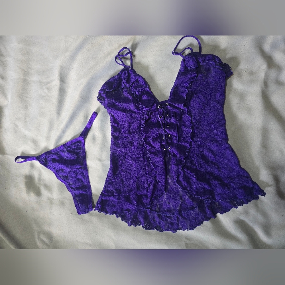 Vintage Size Medium Purple Lace Nylon Two Piece Lingerie Set Lace Up Front